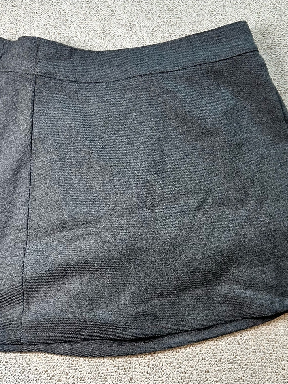 Hollister Gray High Rise Skirt with Shorts Size Small